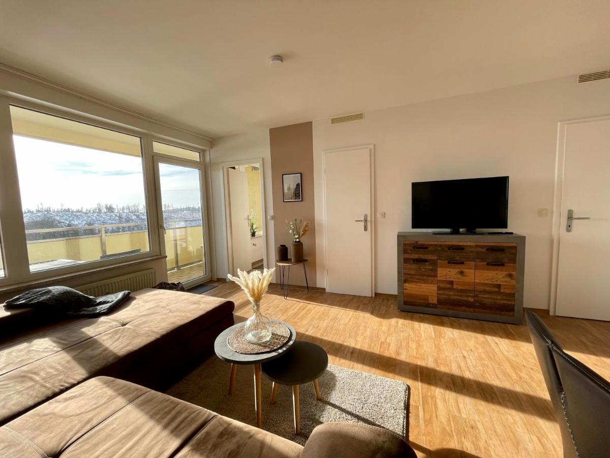 Modern Ausgestattetes Mit Panoramablick